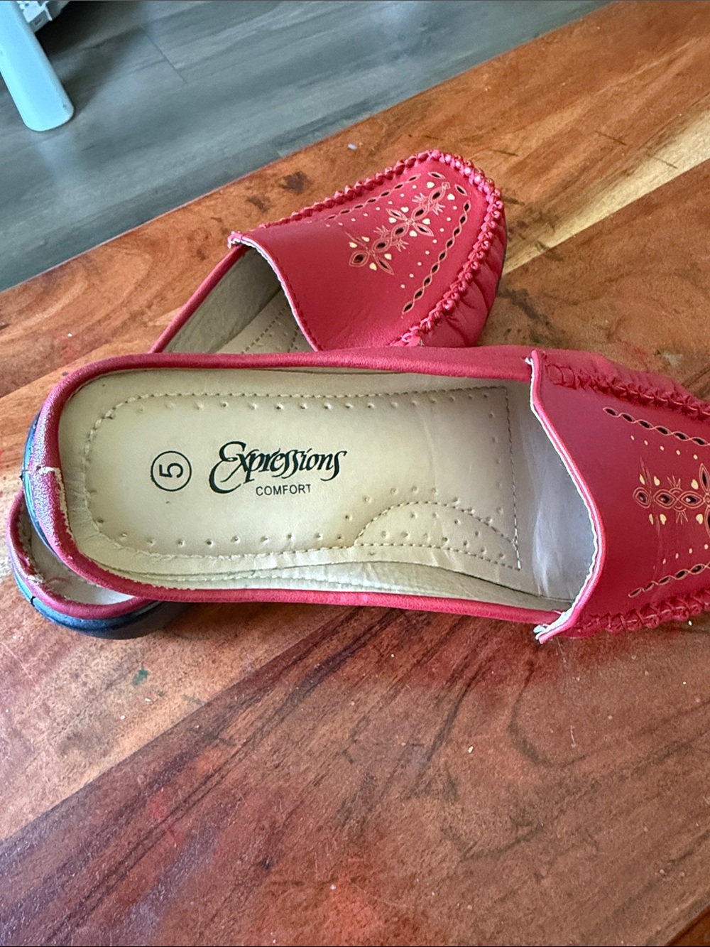 Expressions Red Slip-On Women’s Moccasin Mules